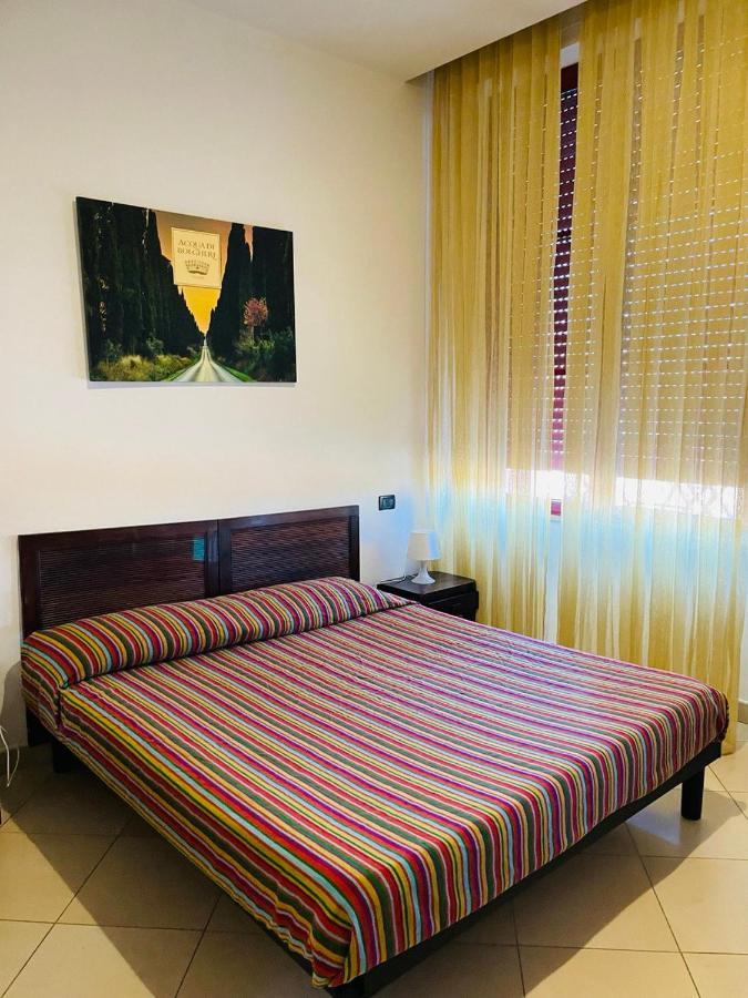 Regina Beach Holiday Apartments Tirrenia Buitenkant foto