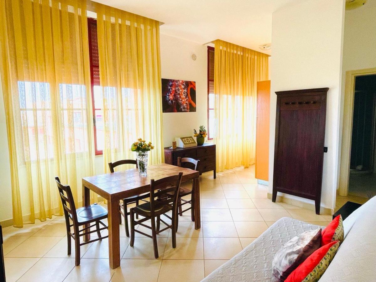 Regina Beach Holiday Apartments Tirrenia Buitenkant foto