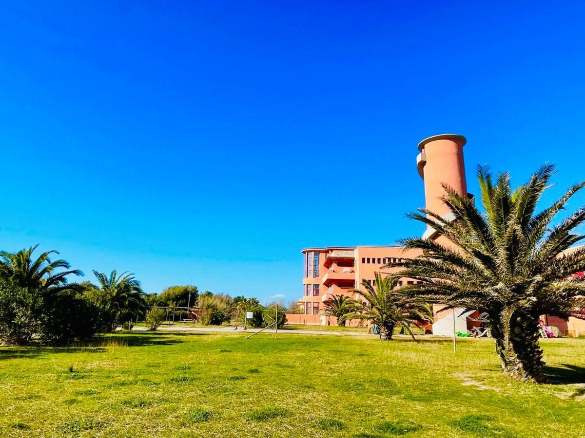 Regina Beach Holiday Apartments Tirrenia Buitenkant foto