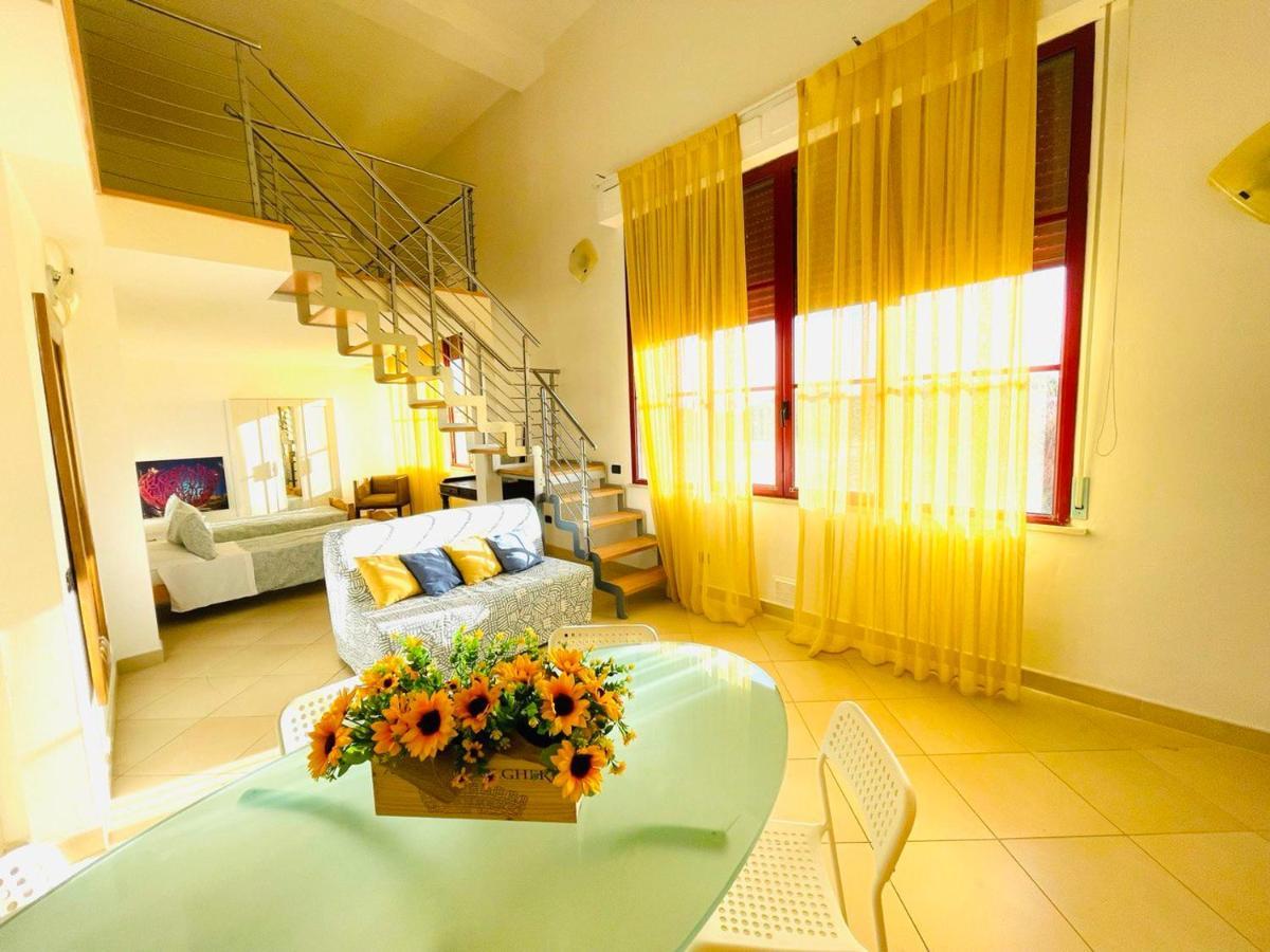 Regina Beach Holiday Apartments Tirrenia Buitenkant foto
