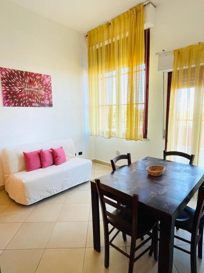 Regina Beach Holiday Apartments Tirrenia Buitenkant foto