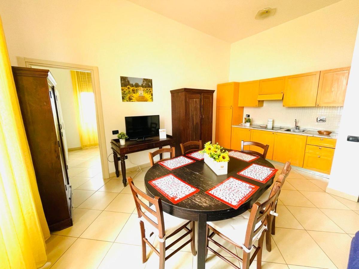 Regina Beach Holiday Apartments Tirrenia Buitenkant foto