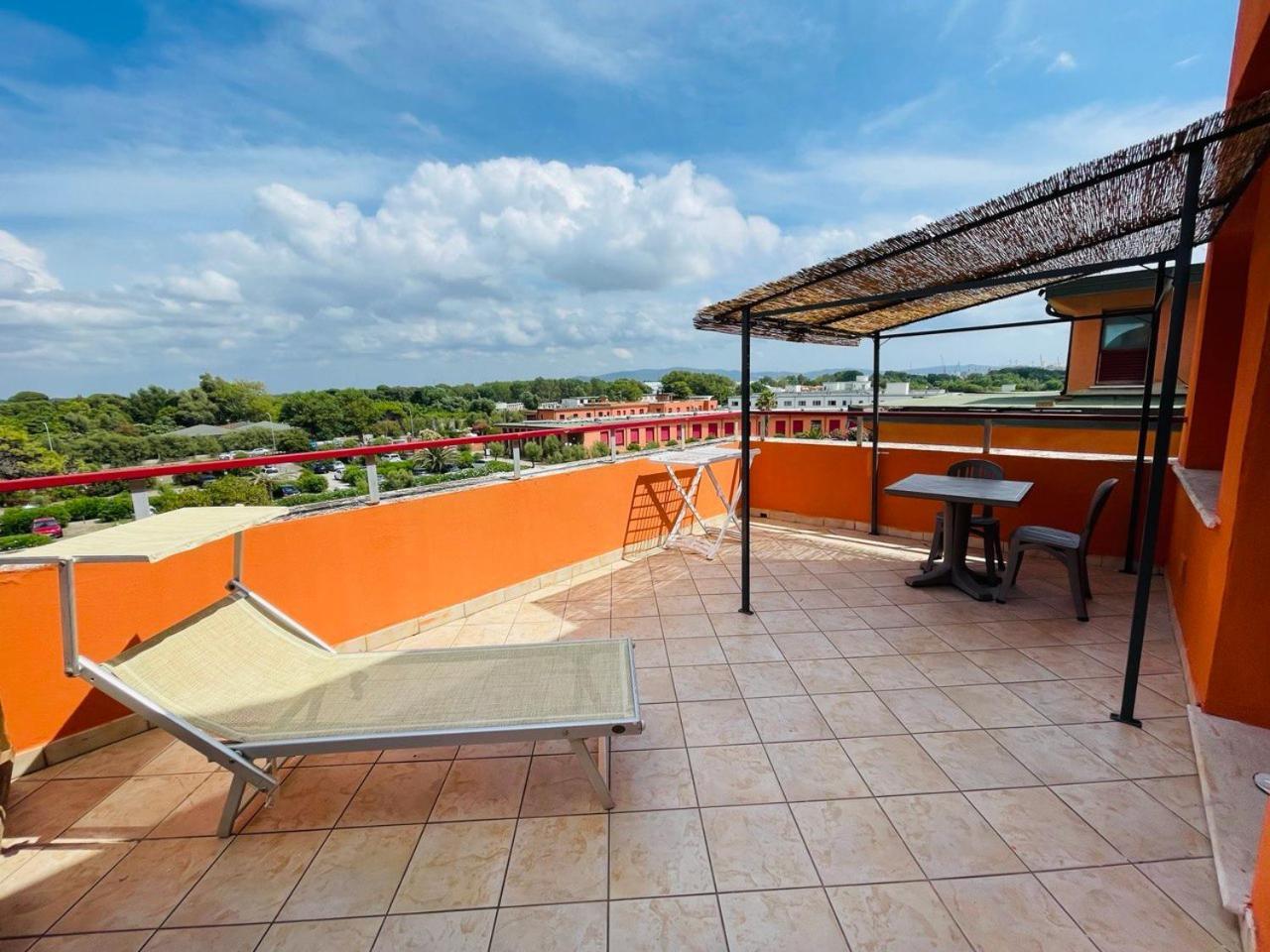 Regina Beach Holiday Apartments Tirrenia Buitenkant foto